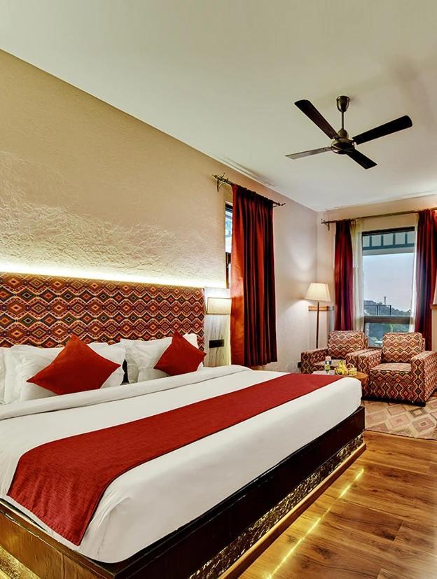 Tiaraa Jujurana Resort & Spa دارامشالا المظهر الخارجي الصورة